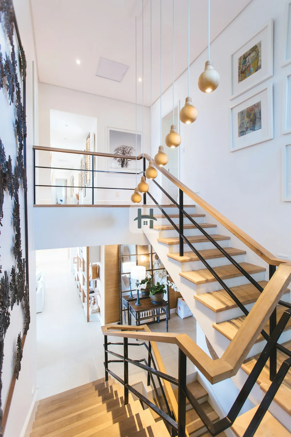 Escalier vers la mezzanine